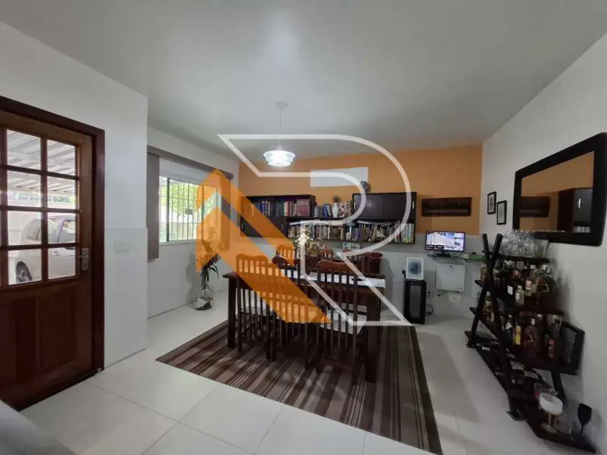 Casa com 3 quartos à venda, 132m2 em Niteroi - RJ - imagem 5 Foto 5 de Casa com 3 quartos à venda, 132m2 em Niteroi - RJ