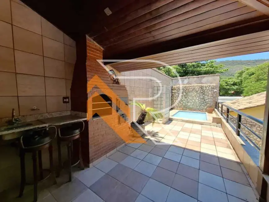 Foto 1 de Casa de Condomínio com 5 quartos à venda, 300m2 em Niteroi - RJ