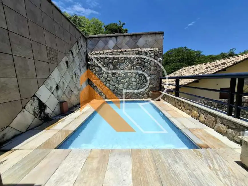 Foto 2 de Casa de Condomínio com 5 quartos à venda, 300m2 em Niteroi - RJ