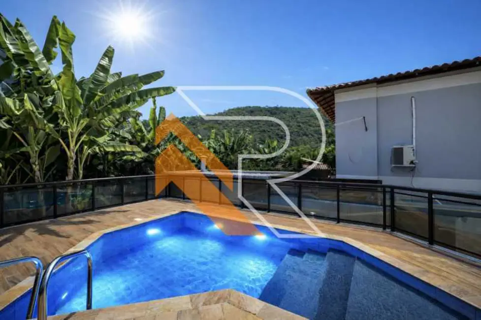 Foto 5 de Casa de Condomínio com 4 quartos à venda, 354m2 em Niteroi - RJ
