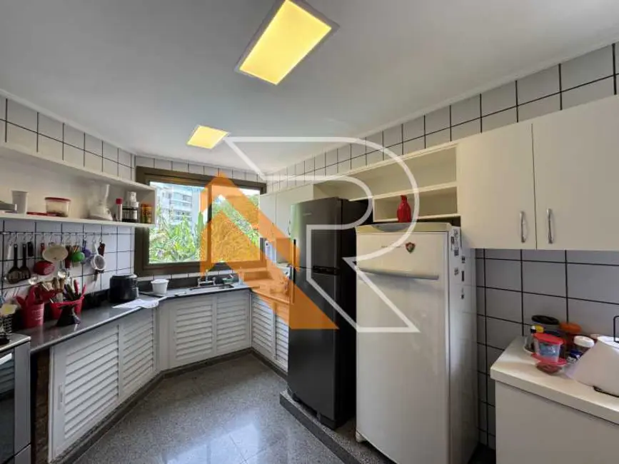 Foto 8 de Casa de Condomínio com 4 quartos à venda, 354m2 em Niteroi - RJ