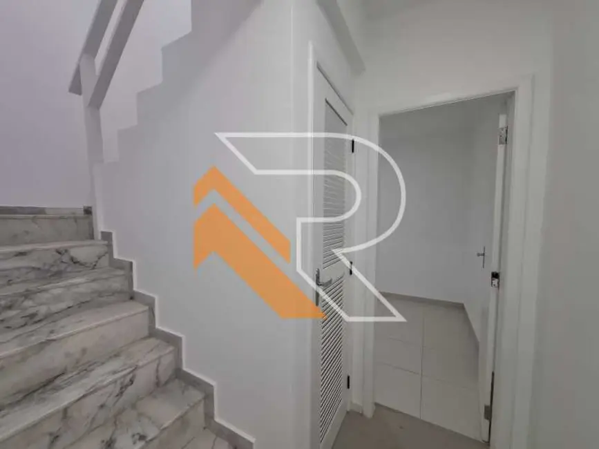 Foto 5 de Casa de Condomínio com 4 quartos à venda, 155m2 em Niteroi - RJ