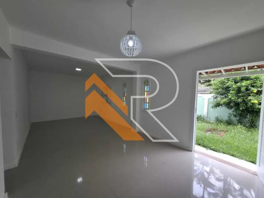 Foto 2 de Casa de Condomínio com 4 quartos à venda, 155m2 em Niteroi - RJ