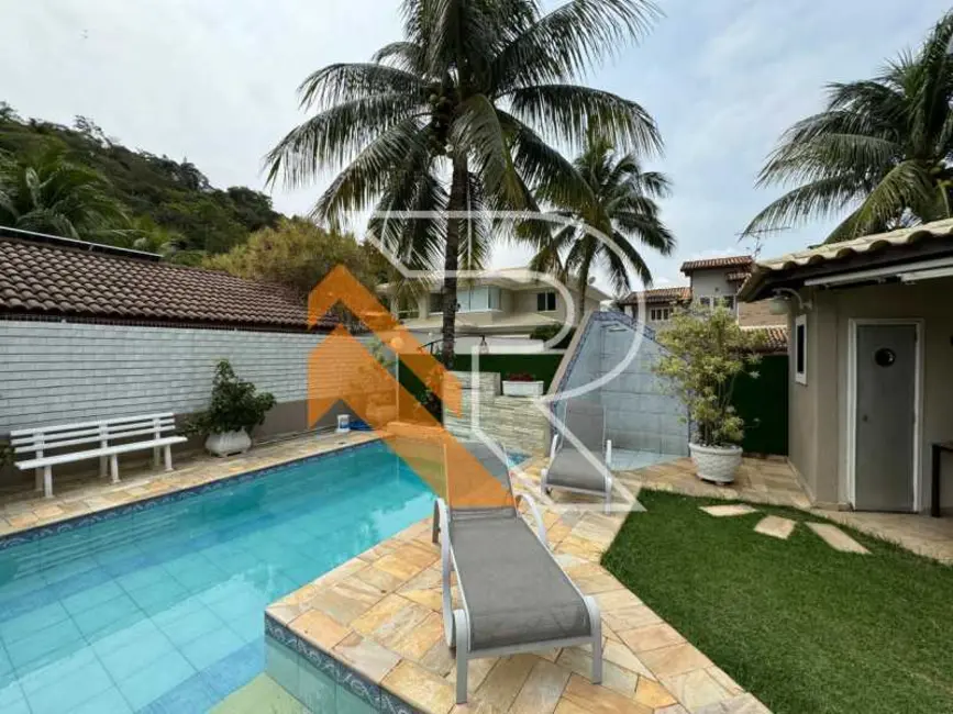 Foto 3 de Casa de Condomínio com 4 quartos à venda, 600m2 em Niteroi - RJ