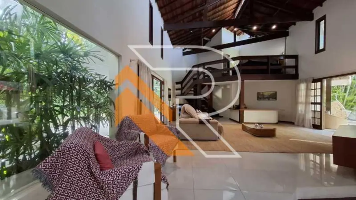 Casa de Condomínio com 4 quartos à venda e para alugar, 295m2 em Niteroi - RJ - imagem 6 Foto 6 de Casa de Condomínio com 4 quartos à venda e para alugar, 295m2 em Niteroi - RJ