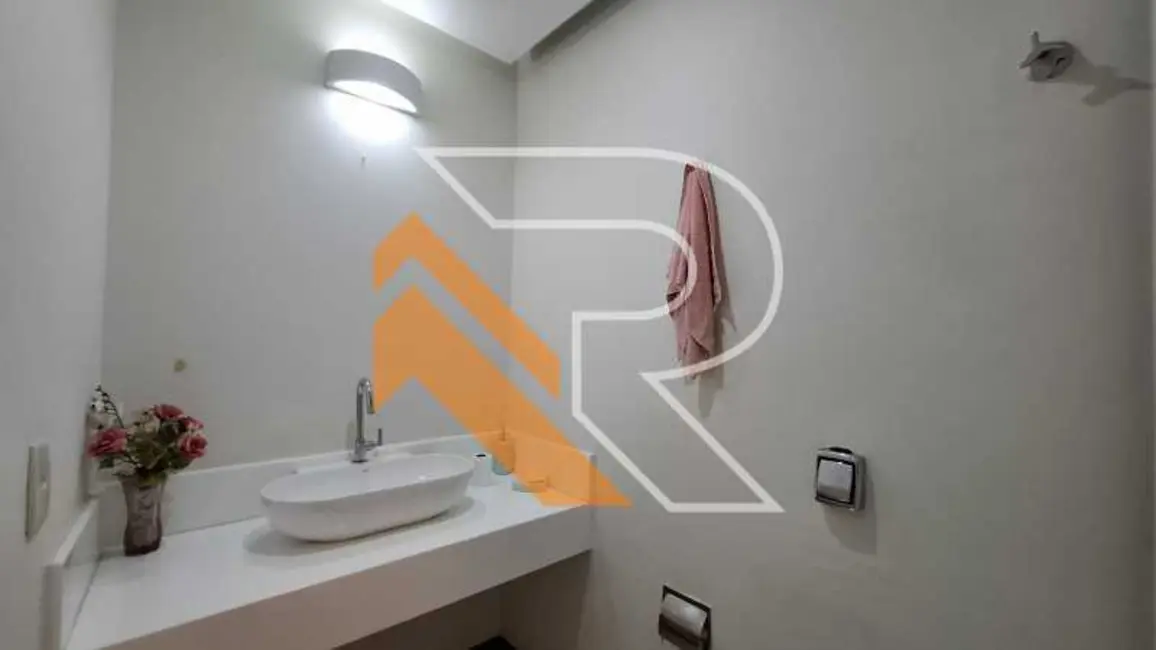 Casa de Condomínio com 4 quartos à venda e para alugar, 295m2 em Niteroi - RJ - imagem 8 Foto 8 de Casa de Condomínio com 4 quartos à venda e para alugar, 295m2 em Niteroi - RJ