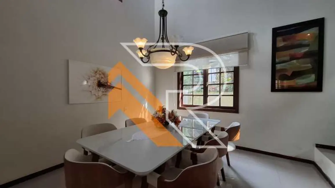 Casa de Condomínio com 4 quartos à venda e para alugar, 295m2 em Niteroi - RJ - imagem 5 Foto 5 de Casa de Condomínio com 4 quartos à venda e para alugar, 295m2 em Niteroi - RJ
