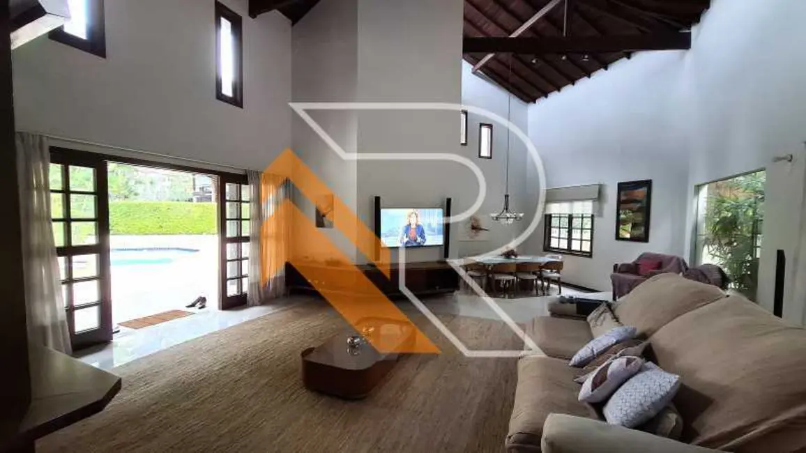 Casa de Condomínio com 4 quartos à venda e para alugar, 295m2 em Niteroi - RJ - imagem 3 Foto 3 de Casa de Condomínio com 4 quartos à venda e para alugar, 295m2 em Niteroi - RJ