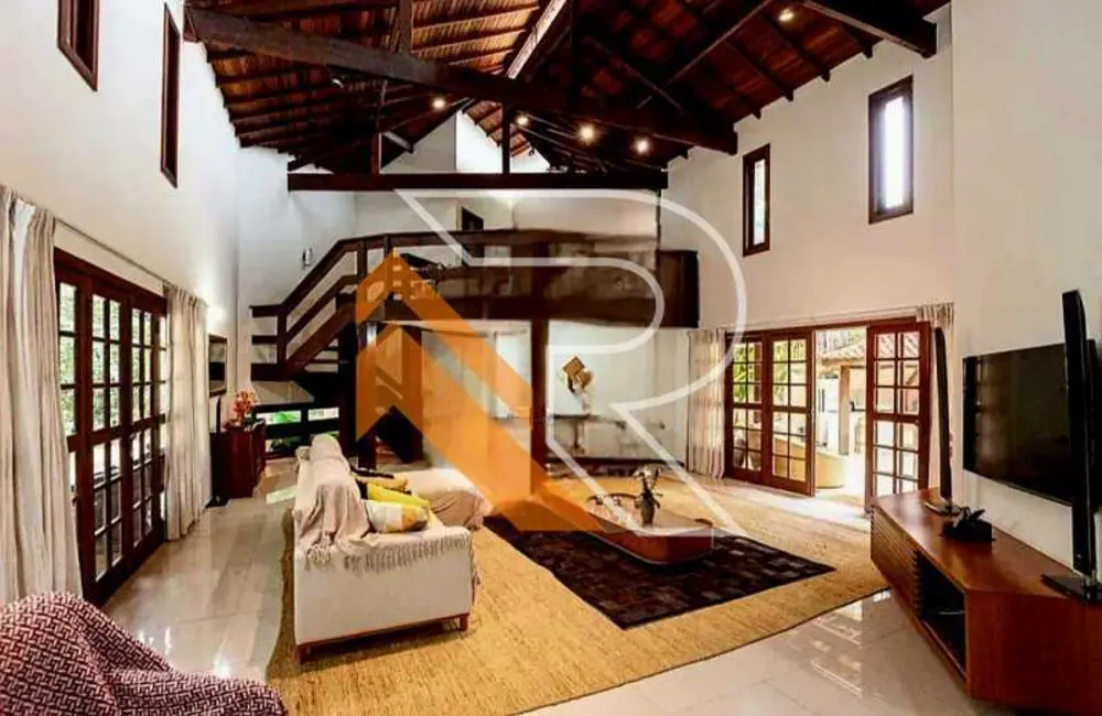 Foto 2 de Casa de Condomínio com 4 quartos à venda, 295m2 em Niteroi - RJ