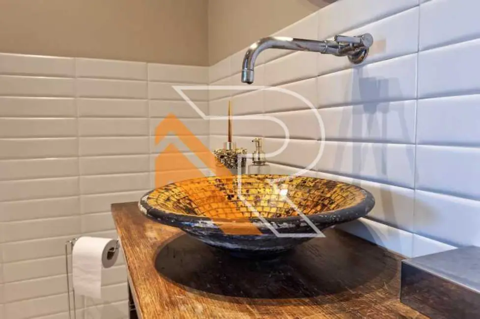 Foto 9 de Casa de Condomínio com 4 quartos para alugar, 300m2 em Niteroi - RJ