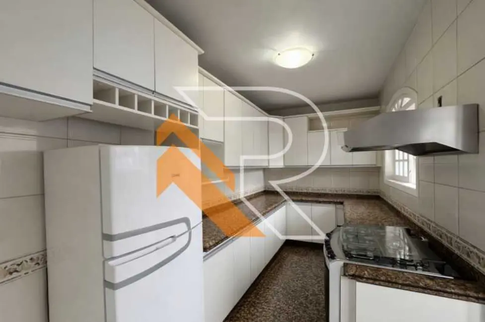 Foto 4 de Casa com 5 quartos à venda e para alugar, 200m2 em Niteroi - RJ