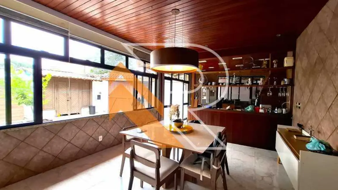 Foto 6 de Casa de Condomínio com 2 quartos à venda, 214m2 em Niteroi - RJ