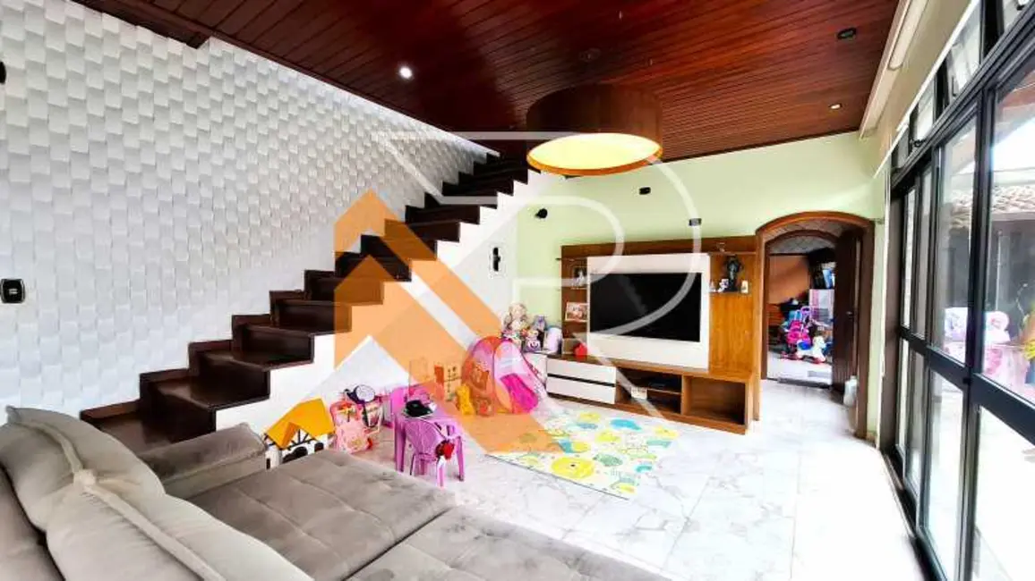 Foto 2 de Casa de Condomínio com 2 quartos à venda, 214m2 em Niteroi - RJ