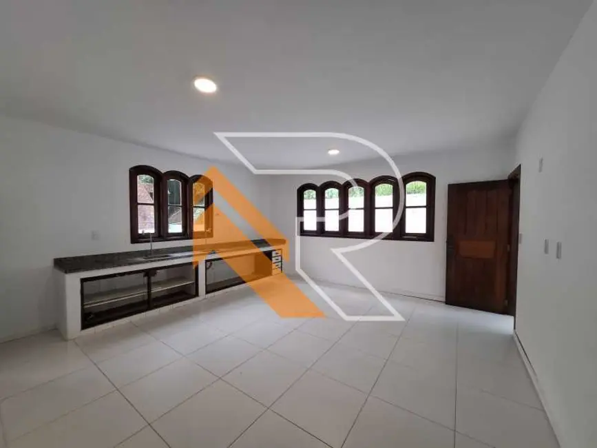 Foto 9 de Casa de Condomínio com 5 quartos à venda, 390m2 em Niteroi - RJ