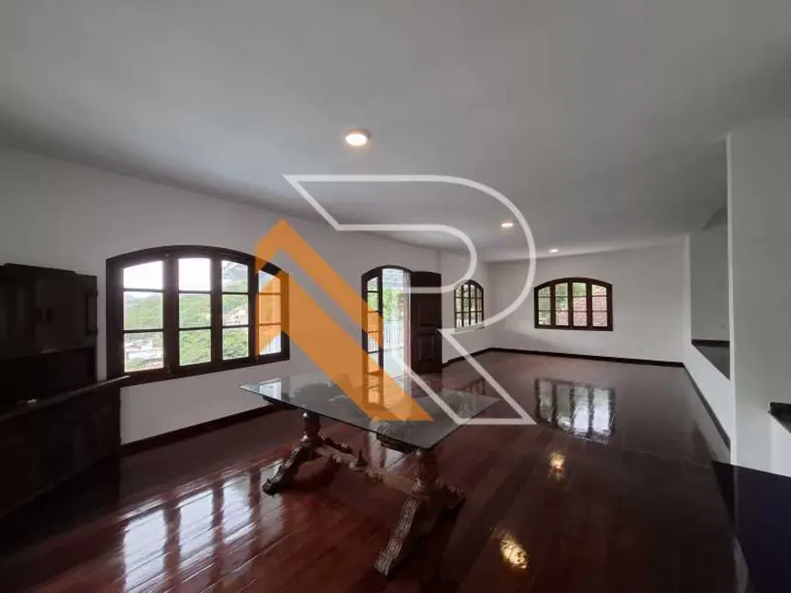 Foto 3 de Casa de Condomínio com 5 quartos à venda, 390m2 em Niteroi - RJ