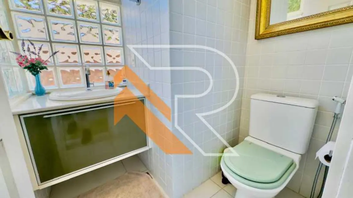 Foto 8 de Casa de Condomínio com 4 quartos à venda, 255m2 em Niteroi - RJ