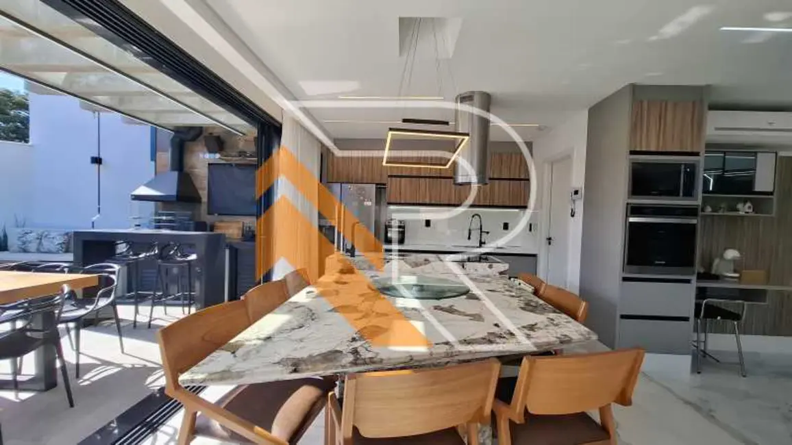 Foto 5 de Casa com 3 quartos à venda, 209m2 em Niteroi - RJ