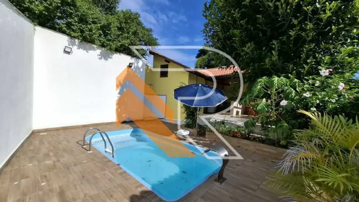 Foto 1 de Casa com 2 quartos à venda, 86m2 em Niteroi - RJ