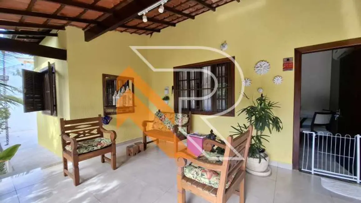 Foto 2 de Casa com 2 quartos à venda, 86m2 em Niteroi - RJ