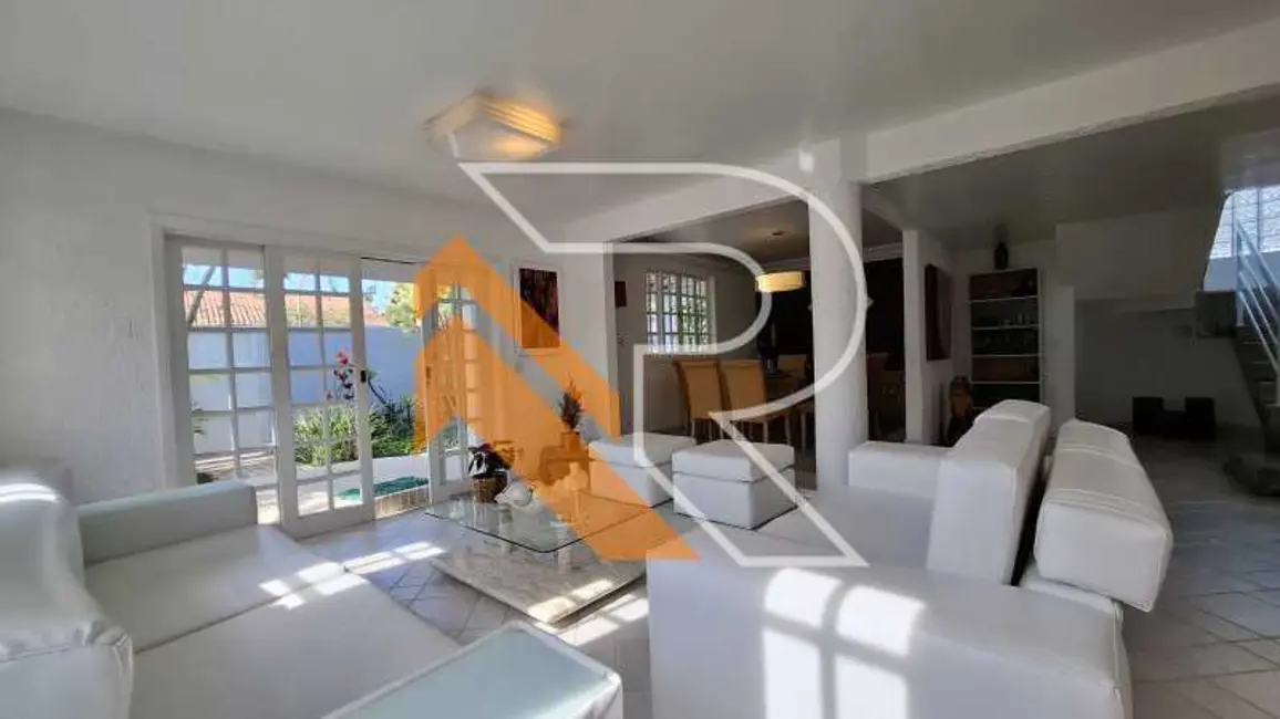 Foto 4 de Casa com 4 quartos à venda, 220m2 em Niteroi - RJ