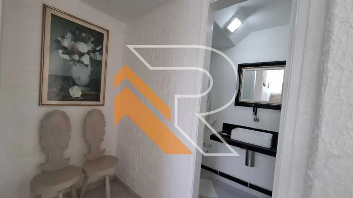 Foto 8 de Casa com 4 quartos à venda, 220m2 em Niteroi - RJ