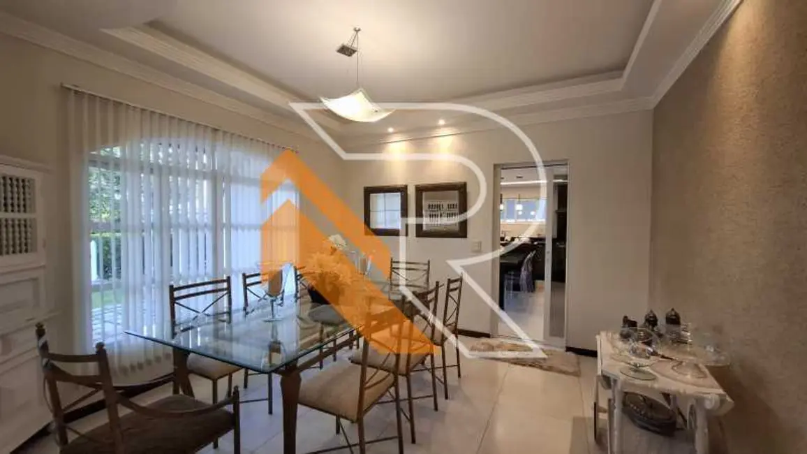 Foto 8 de Casa de Condomínio com 6 quartos à venda, 360m2 em Niteroi - RJ