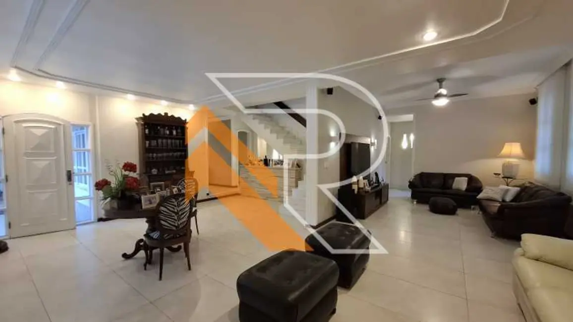 Foto 6 de Casa de Condomínio com 6 quartos à venda, 360m2 em Niteroi - RJ