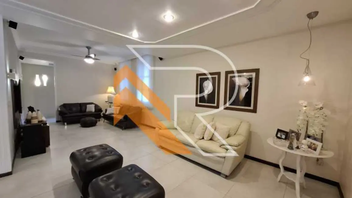 Foto 5 de Casa de Condomínio com 6 quartos à venda, 360m2 em Niteroi - RJ
