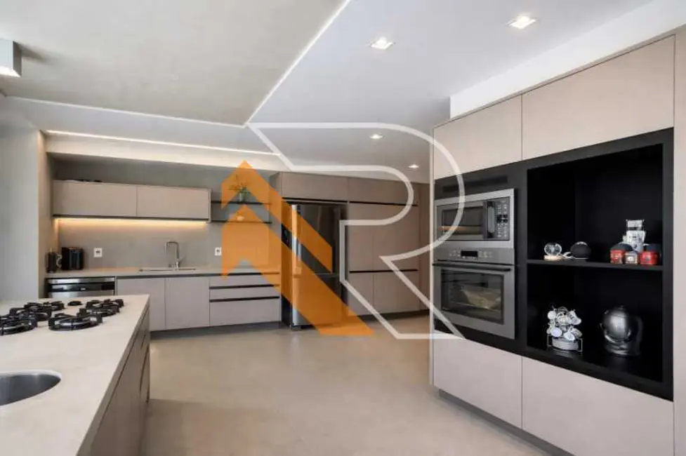 Foto 4 de Casa de Condomínio com 4 quartos à venda, 300m2 em Niteroi - RJ