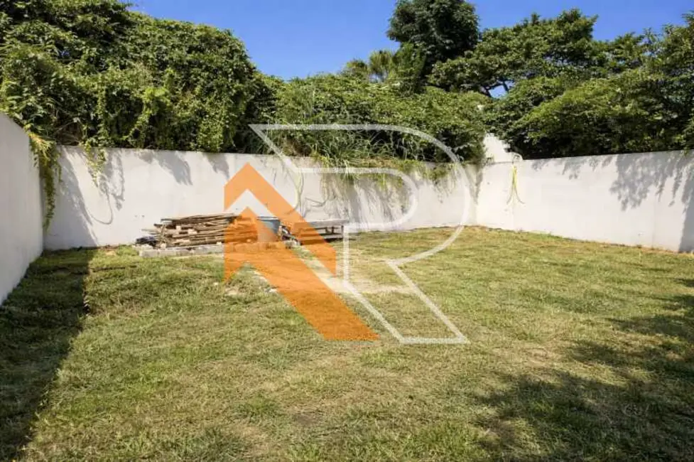 Foto 8 de Casa de Condomínio com 4 quartos à venda, 300m2 em Niteroi - RJ