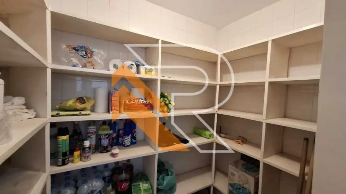 Foto 8 de Casa de Condomínio com 3 quartos à venda, 375m2 em Niteroi - RJ