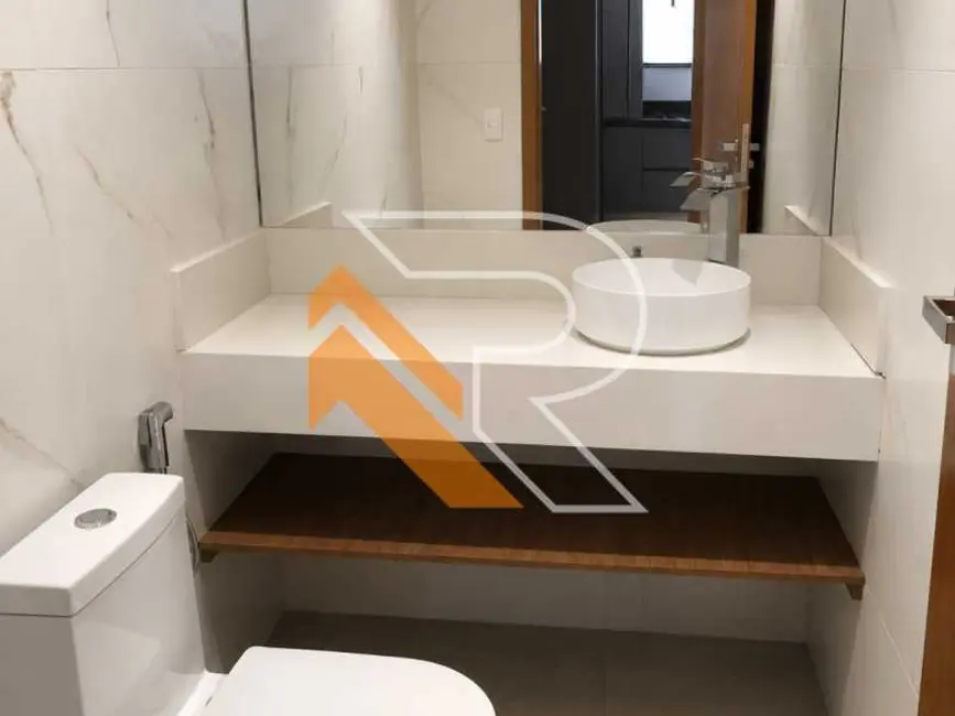 Foto 3 de Casa com 3 quartos à venda e para alugar, 270m2 em Niteroi - RJ