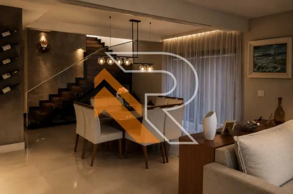 Foto 8 de Casa com 4 quartos à venda, 285m2 em Niteroi - RJ