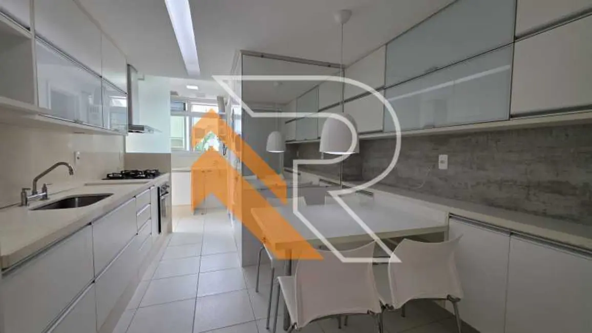 Foto 5 de Cobertura com 3 quartos para alugar, 166m2 em Niteroi - RJ