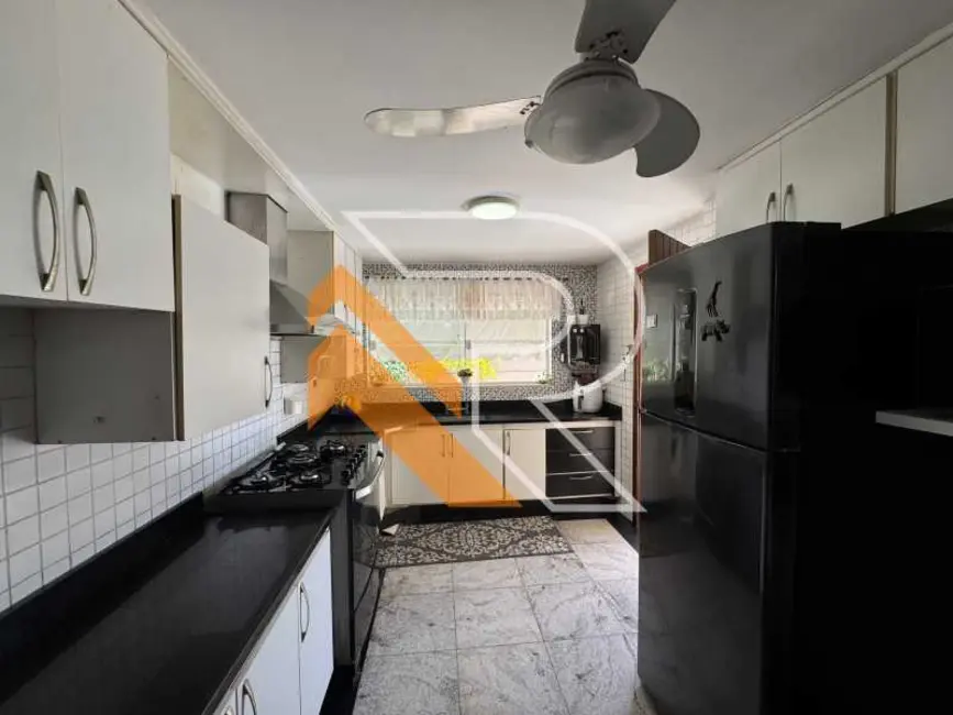 Casa de Condomínio com 4 quartos à venda, 445m2 em Niteroi - RJ - imagem 9 Foto 9 de Casa de Condomínio com 4 quartos à venda, 445m2 em Niteroi - RJ