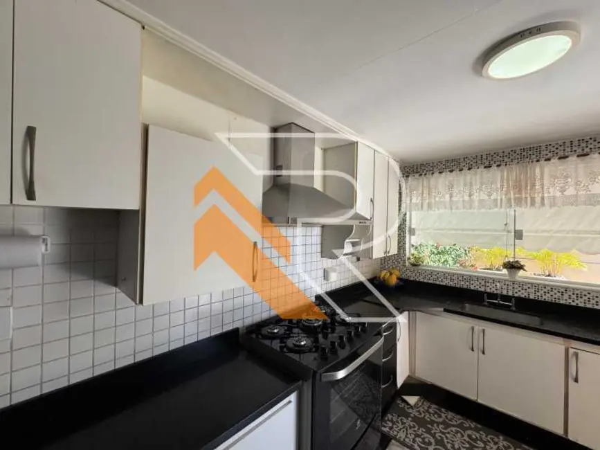 Casa de Condomínio com 4 quartos à venda, 445m2 em Niteroi - RJ - imagem 8 Foto 8 de Casa de Condomínio com 4 quartos à venda, 445m2 em Niteroi - RJ