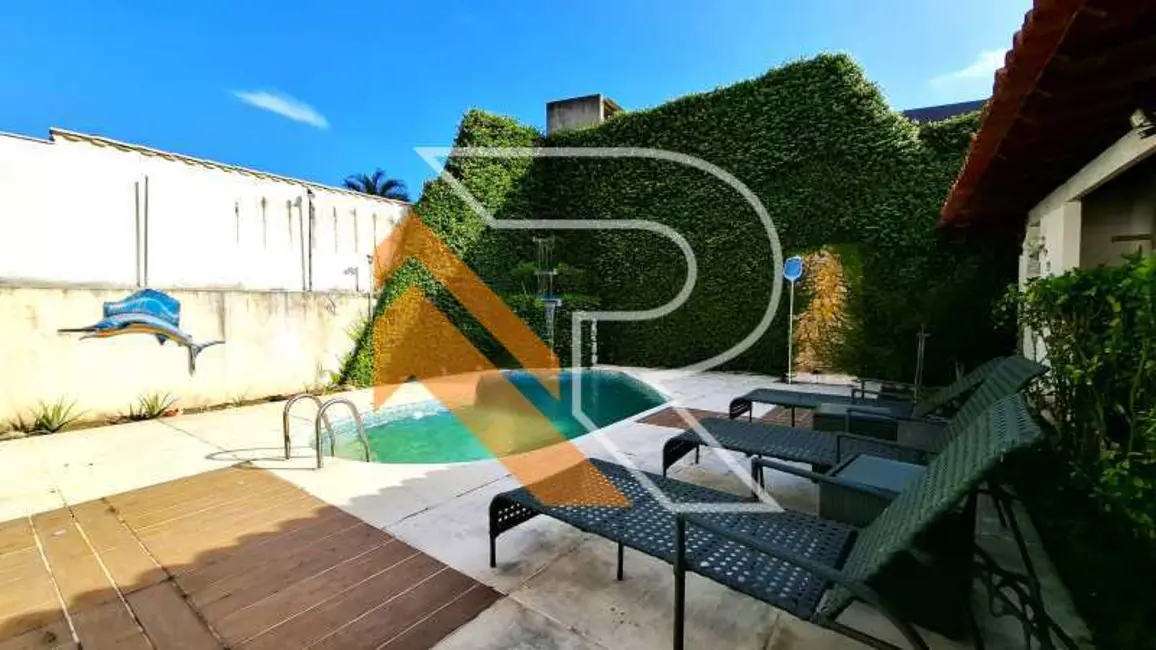 Foto 1 de Casa com 5 quartos à venda, 470m2 em Niteroi - RJ