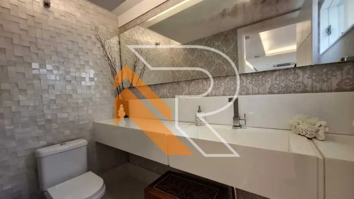 Foto 7 de Casa com 5 quartos à venda, 470m2 em Niteroi - RJ