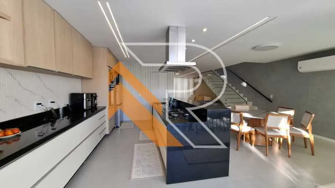 Casa com 4 quartos à venda, 203m2 em Niteroi - RJ - imagem 7 Foto 7 de Casa com 4 quartos à venda, 203m2 em Niteroi - RJ