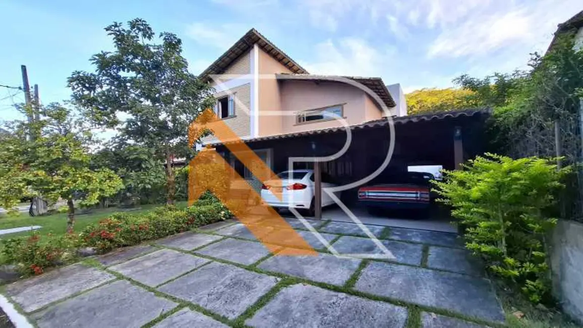 Foto 2 de Casa de Condomínio com 4 quartos à venda, 230m2 em Niteroi - RJ