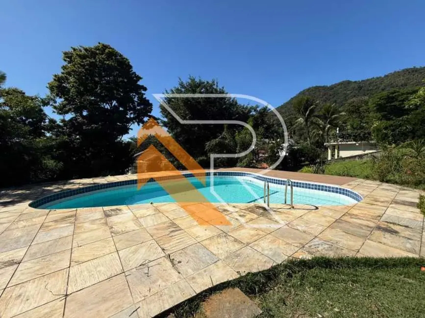 Casa de Condomínio com 7 quartos à venda, 227m2 em Niteroi - RJ - imagem 3 Foto 3 de Casa de Condomínio com 7 quartos à venda, 227m2 em Niteroi - RJ