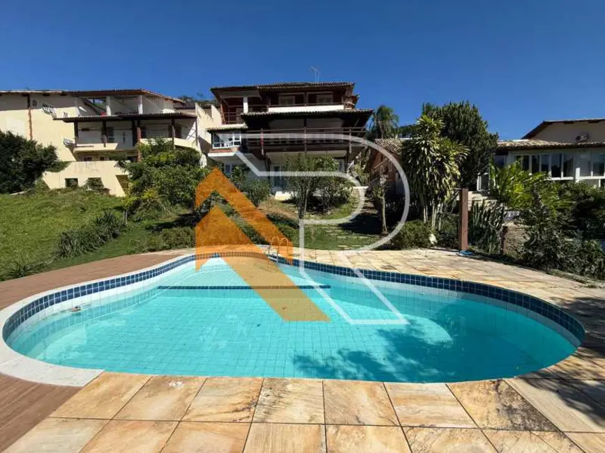 Casa de Condomínio com 7 quartos à venda, 227m2 em Niteroi - RJ - imagem 2 Foto 2 de Casa de Condomínio com 7 quartos à venda, 227m2 em Niteroi - RJ