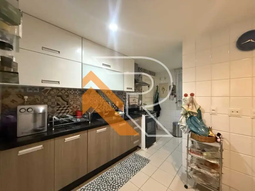 Apartamento com 4 quartos à venda e para alugar, 247m2 em Niteroi - RJ - imagem 5 Foto 5 de Apartamento com 4 quartos à venda e para alugar, 247m2 em Niteroi - RJ