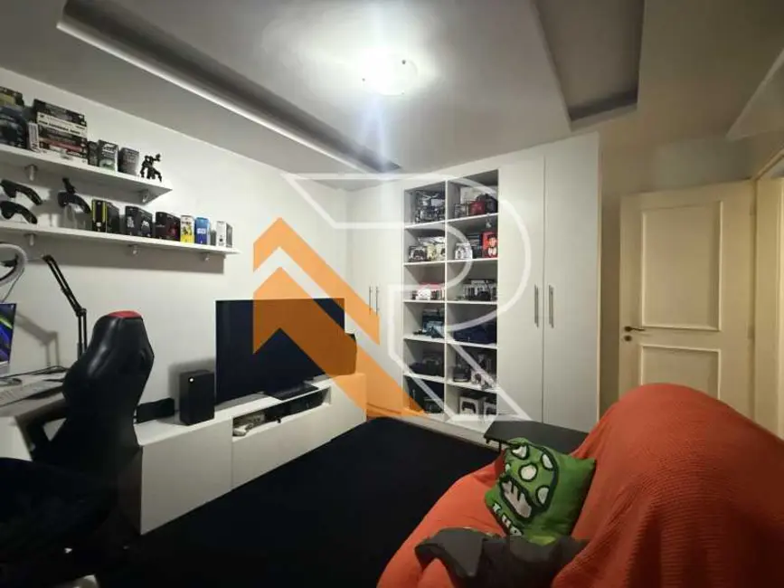 Apartamento com 4 quartos à venda e para alugar, 247m2 em Niteroi - RJ - imagem 2 Foto 2 de Apartamento com 4 quartos à venda e para alugar, 247m2 em Niteroi - RJ