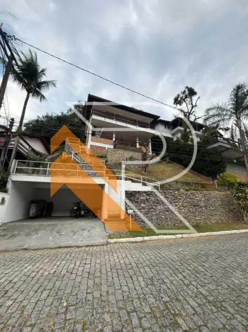 Casa de Condomínio com 3 quartos à venda e para alugar, 327m2 em Niteroi - RJ - imagem 1 Foto 1 de Casa de Condomínio com 3 quartos à venda e para alugar, 327m2 em Niteroi - RJ