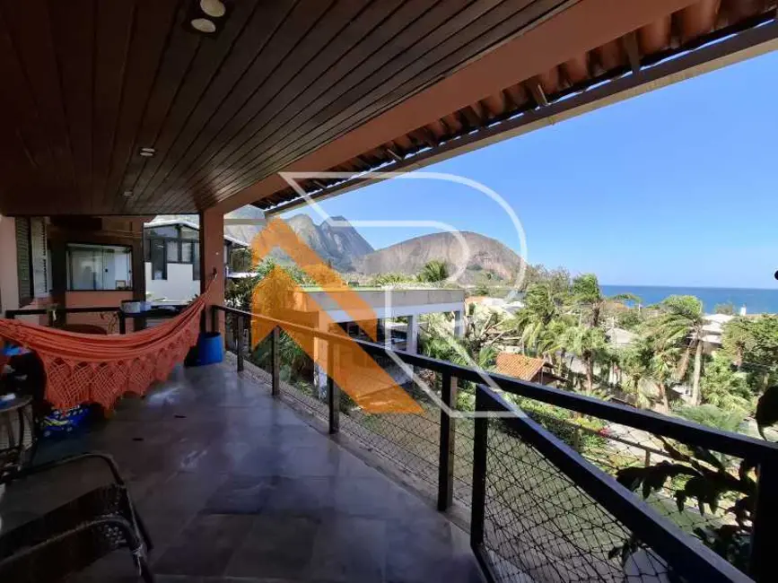 Foto 9 de Casa com 4 quartos à venda e para alugar, 457m2 em Niteroi - RJ