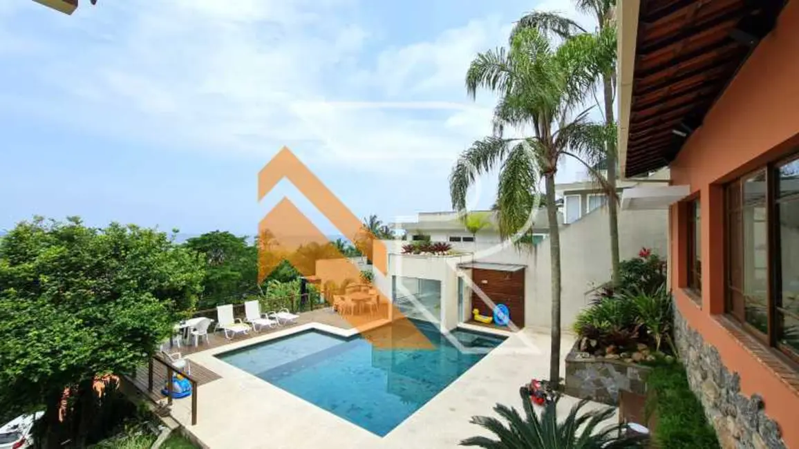 Foto 1 de Casa com 4 quartos à venda e para alugar, 457m2 em Niteroi - RJ