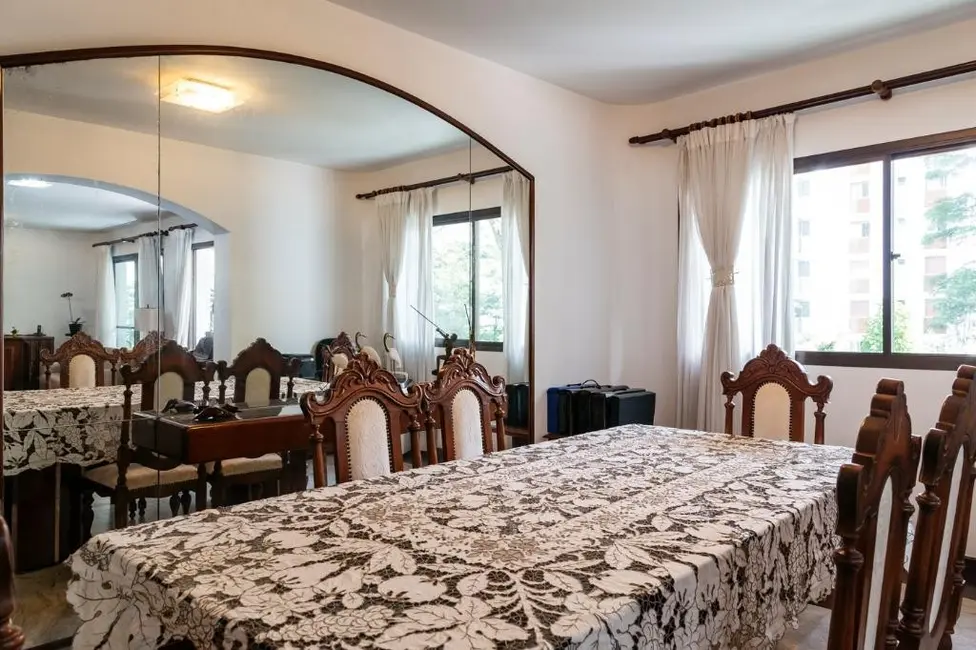 Apartamento com 4 quartos à venda, 233m2 em Campo Belo, São Paulo - SP - imagem 5 Foto 5 de Apartamento com 4 quartos à venda, 233m2 em Campo Belo, São Paulo - SP