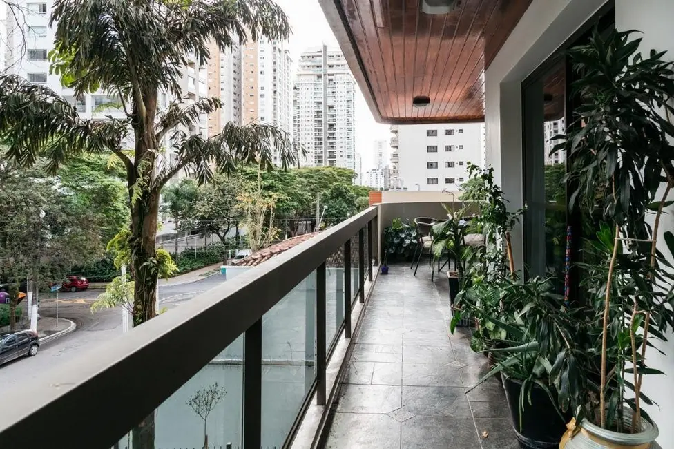 Apartamento com 4 quartos à venda, 233m2 em Campo Belo, São Paulo - SP - imagem 8 Foto 8 de Apartamento com 4 quartos à venda, 233m2 em Campo Belo, São Paulo - SP