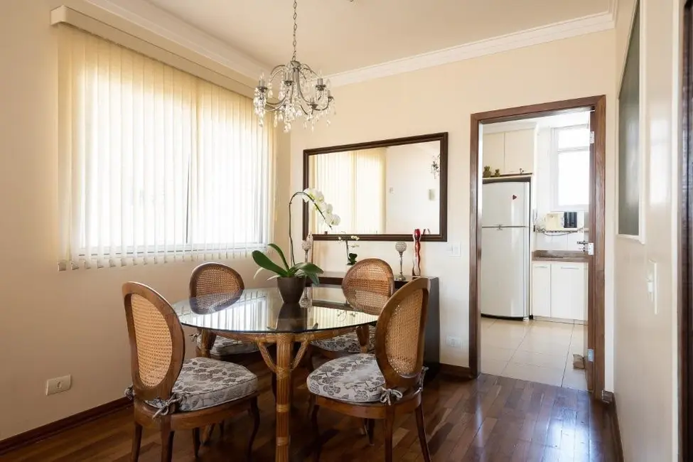 Foto 4 de Apartamento com 3 quartos à venda, 180m2 em Itaim Bibi, São Paulo - SP